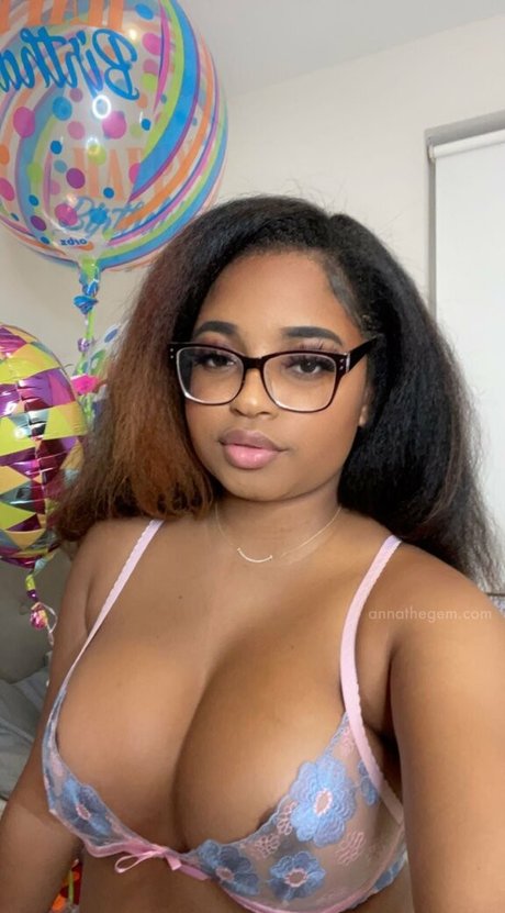 annatv perfect actress img