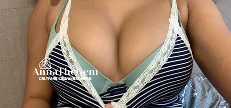 annatv nice pornstar photo