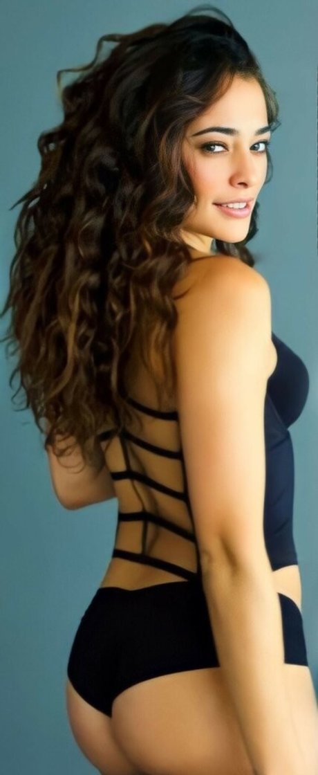 Natalie Martinez Profile photo