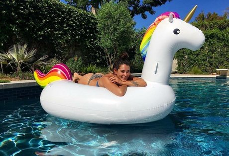 Natalie Martinez top actress image