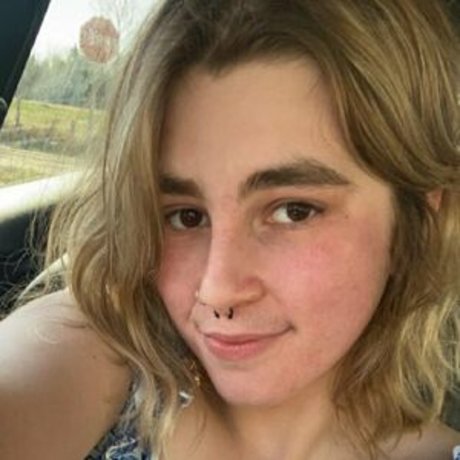 tnk nude model photo