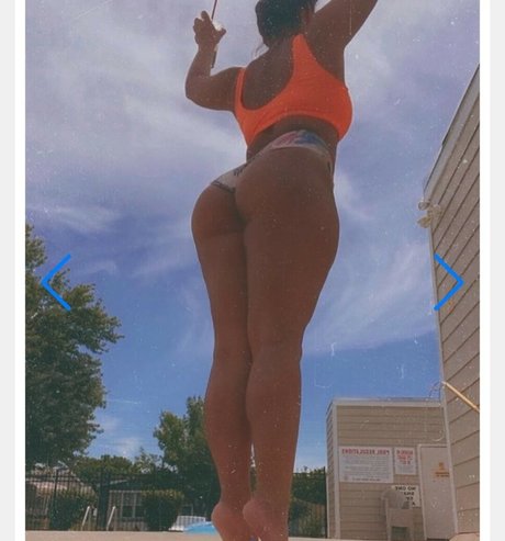 Desdearmon_ pornstar sex pic