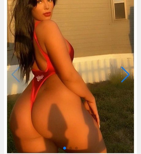 Desdearmon_ model art photo