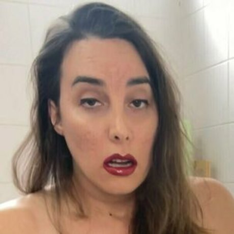 marnafaye model naked images