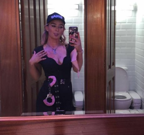 Aiobhin star sex archive