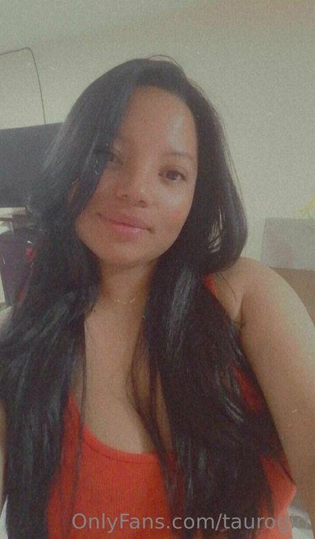 taurogirl model nude pic