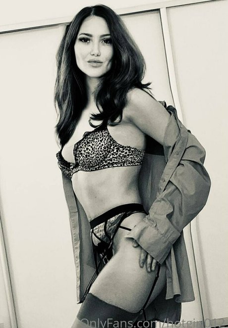 hotgirl012 model porn archive