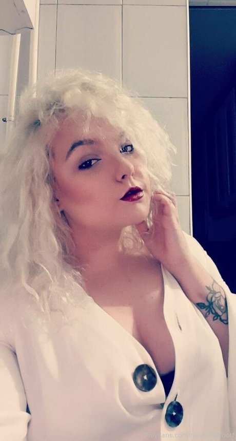 50 years old onlyfans beautiful photo