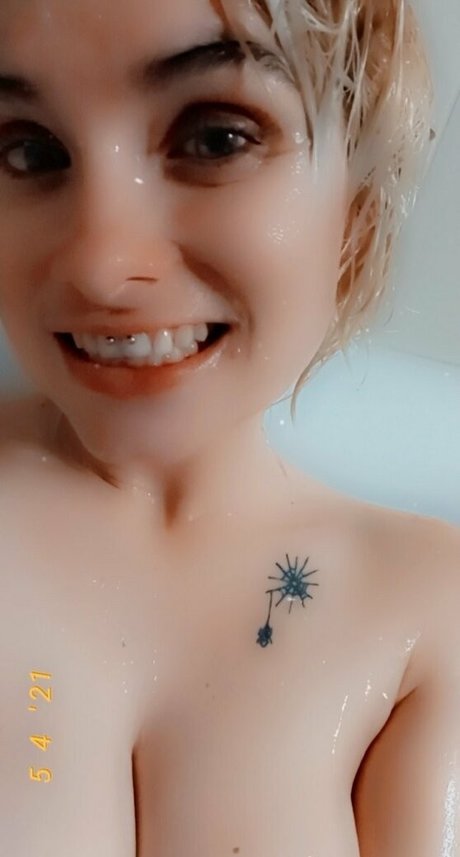 humpday addams pretty actress picture