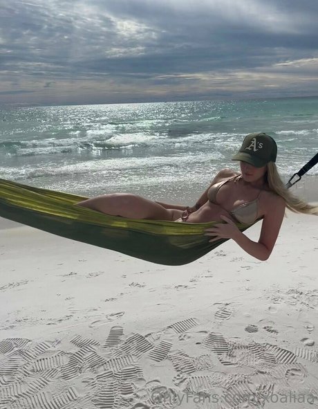 xoaliaa model perfect gallery