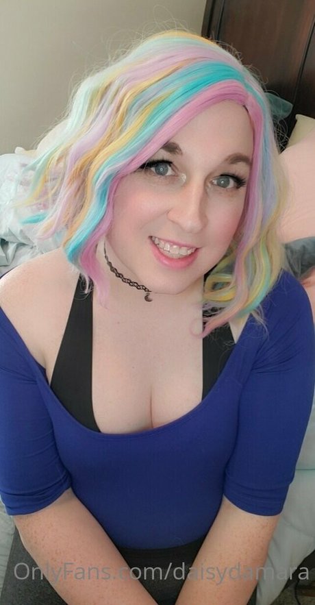 daisydamara pretty model image