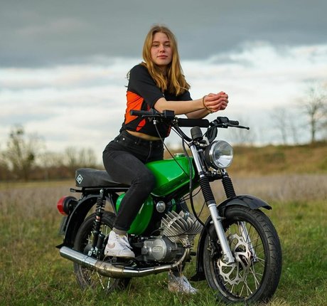 lxllx se model high quality galleries