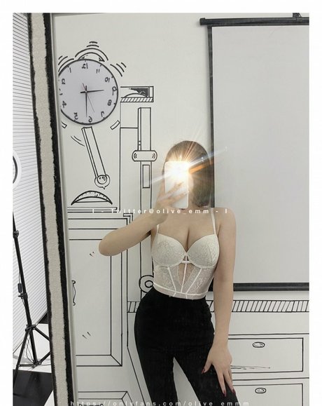 imoliveemmm pornstar high quality image