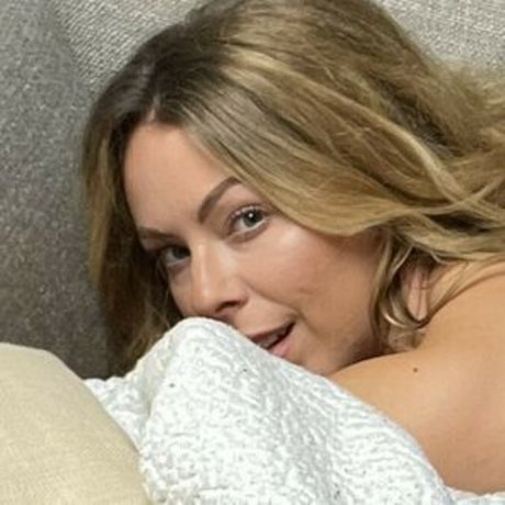 lesbian anal strapon onlyfans sexy naked gallery