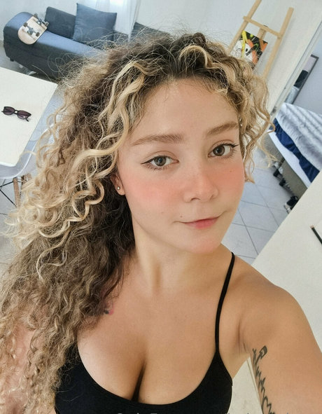 Belen Prietto sexy model pictures