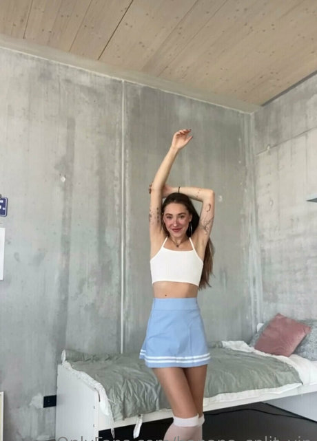 banana split vip star nude image