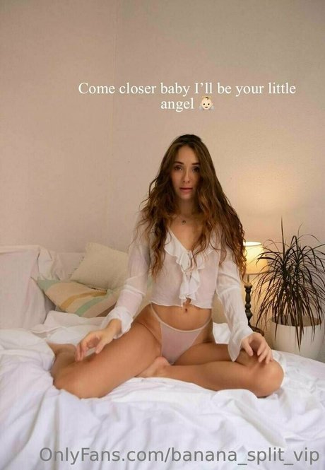 banana split vip model naked images