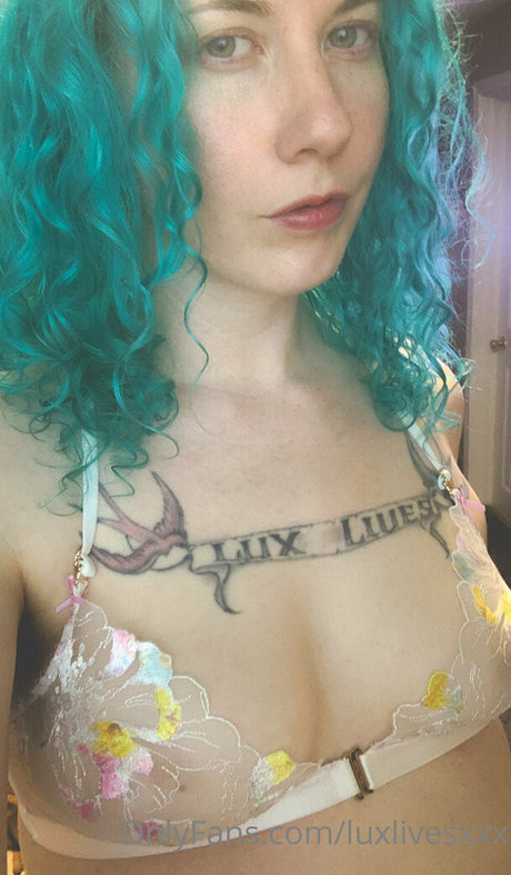 luxlivesxxx star sexy images