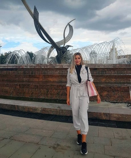 Andreea Ungur porn model archive