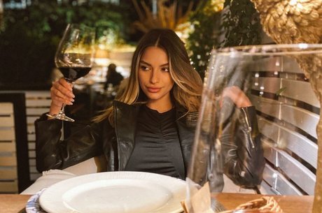 Andreea Ungur pornstar gallery