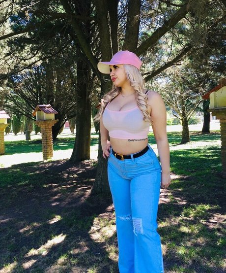 Lolaa leiva nude star image