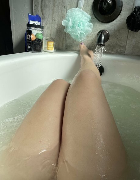 addicted2addisonx xxx pornstar photo