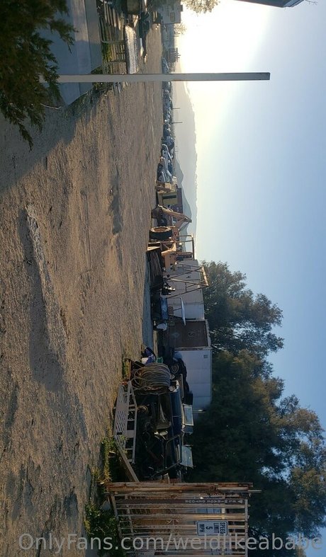 weldlikeababe star images