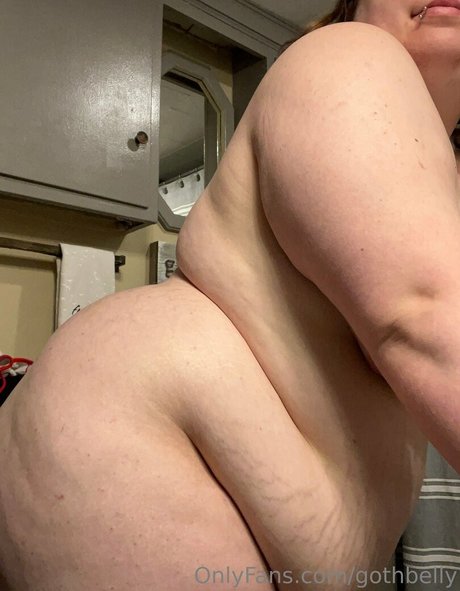 gothbelly pornstar free pics