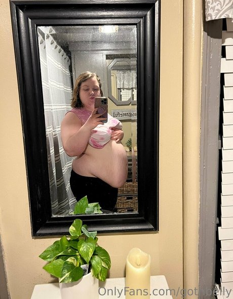 gothbelly hot model photos