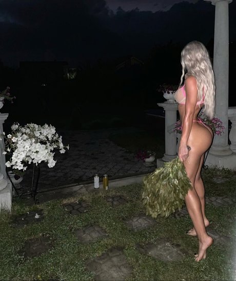 mother daughter onlyfans porno pic