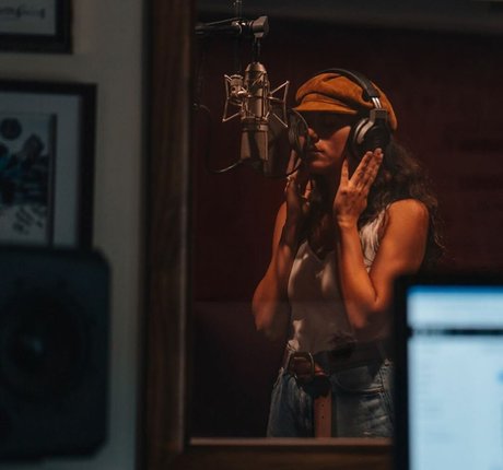 Inbar Lavi exclusive pornstar picture