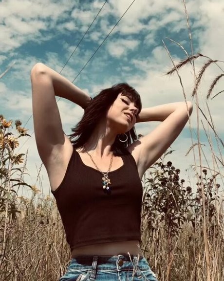 OkayGnomie nudes model image