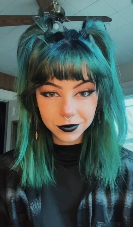 OkayGnomie top star pics