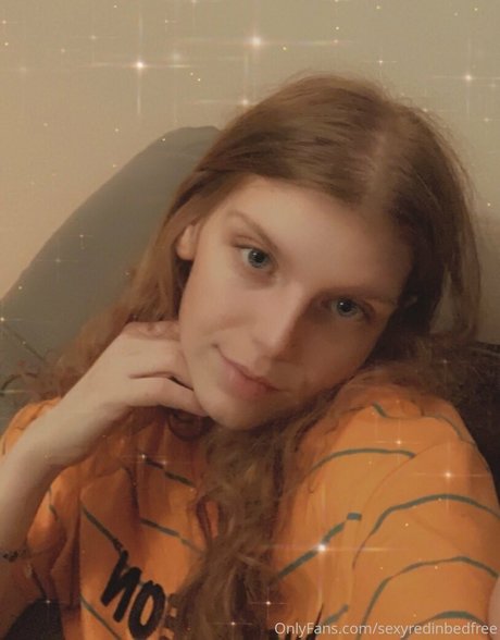 sexyredinbedfree star hd gallery