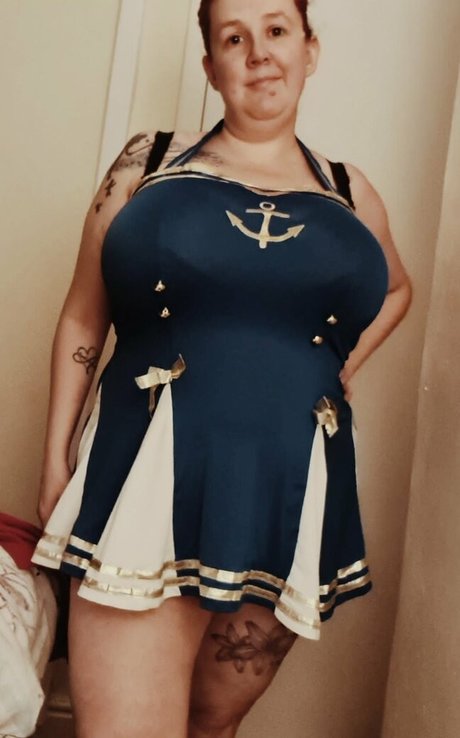 Kelly K Cups sexy actress archive