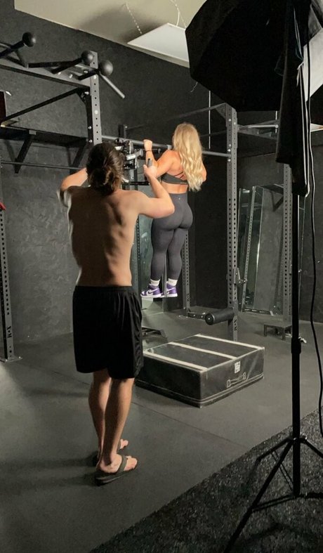 Lauren M erotic star galleries