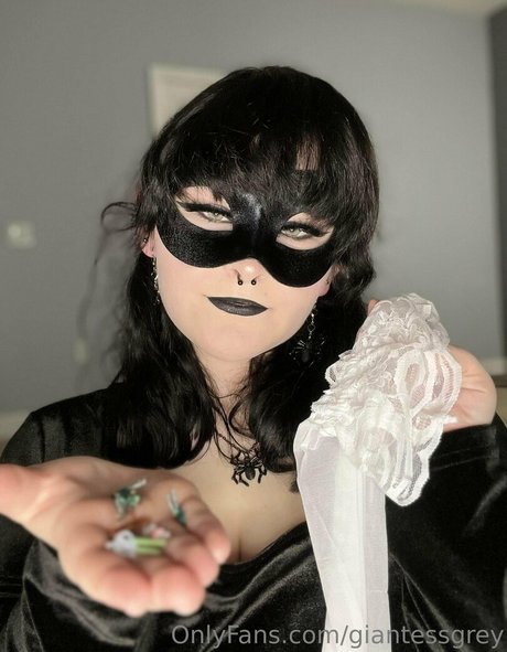 giantessgrey pornstar free photo