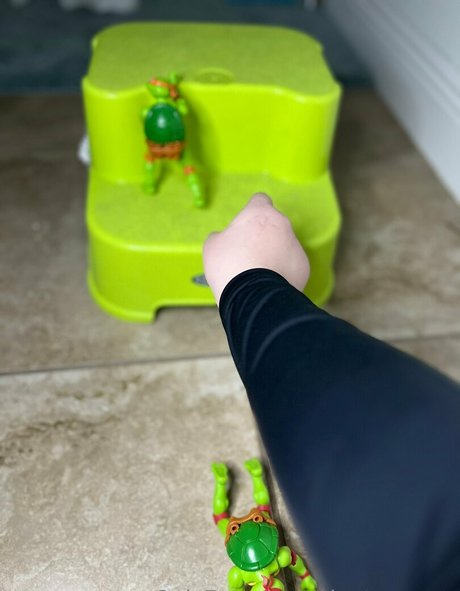 giantessgrey hot pornstar img