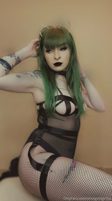 smolgothgirlvip Quick photo