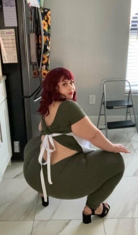 juicycontent pornstar pretty img