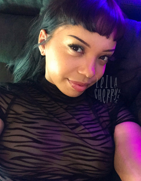 hooters onlyfans free naked img