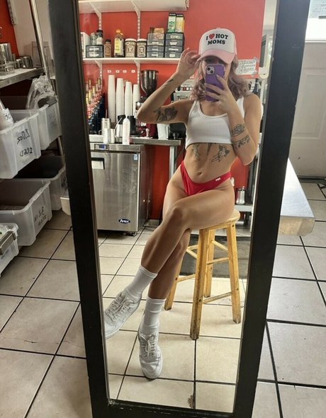 kambiiiii pornstar high quality photos