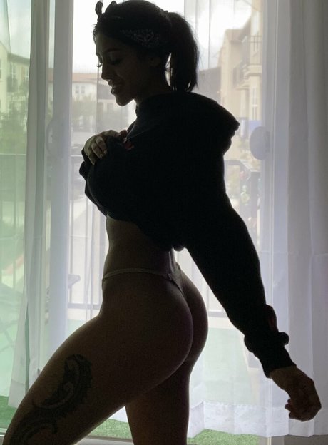 Shewolftribe perfect actress images