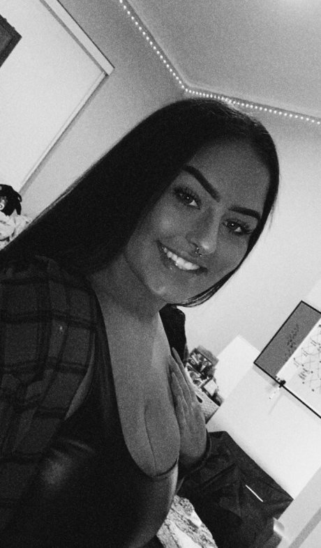 Jaley S sexy model picture