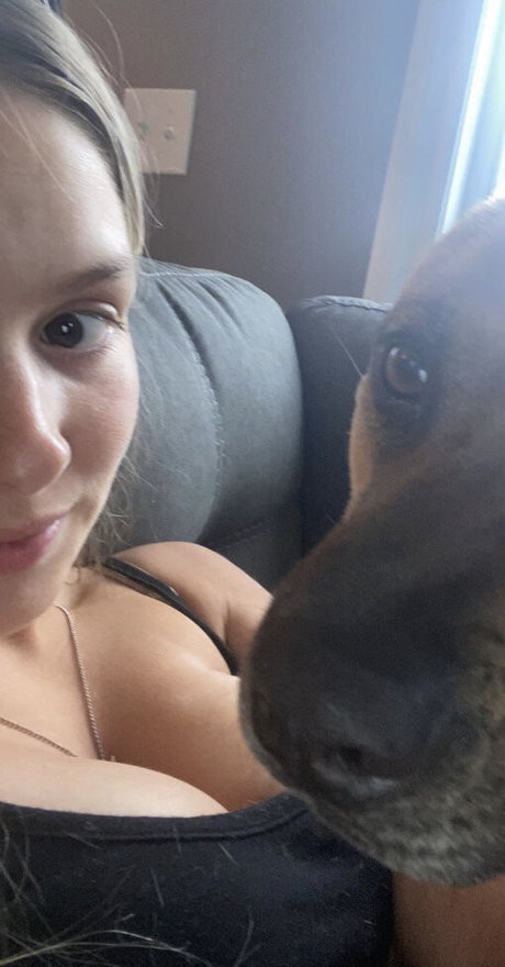 Lilly A pornstar xxx image