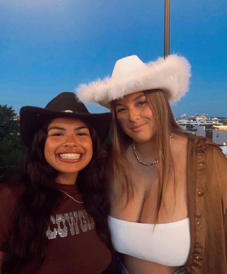 Erin Moore beautiful model galleries