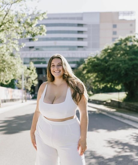 moms onlyfans art nude gallery