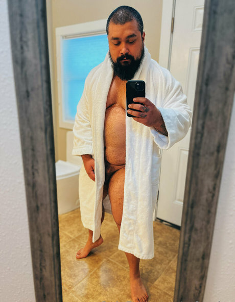 urfavshw nudes star photo