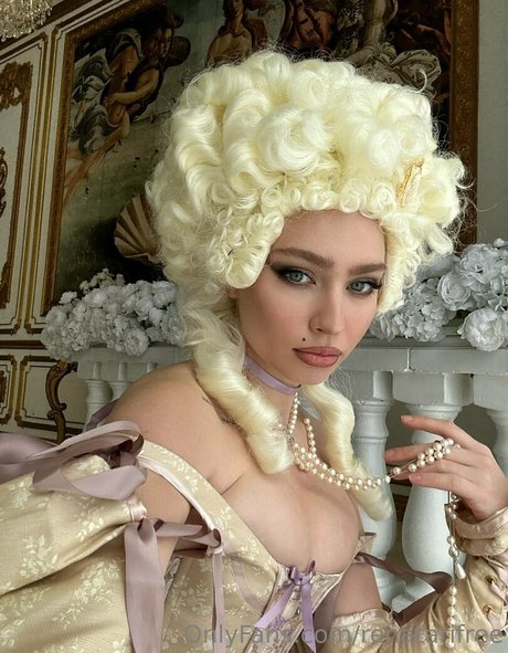 renatarifree sexy pornstar pictures