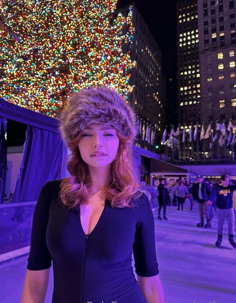 renatarifree pretty actress images